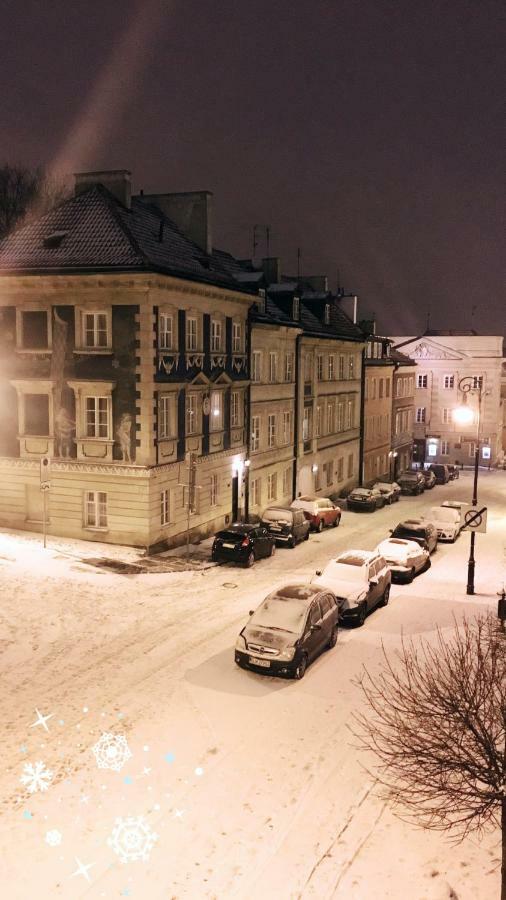 Przytulny Apartament Przy Barbakanie Варшава Экстерьер фото