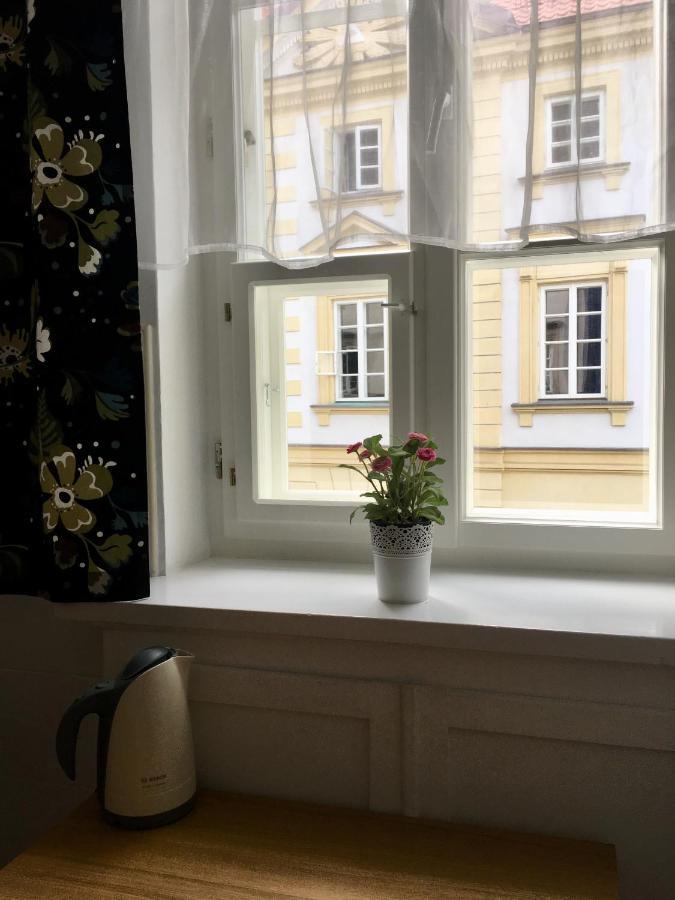 Przytulny Apartament Przy Barbakanie Варшава Экстерьер фото